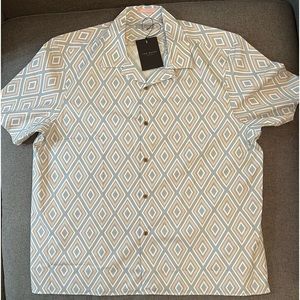 NEW with tags! Ted Baker Short Sleeved - Diamond Geo Print - Size 6 (XXL)